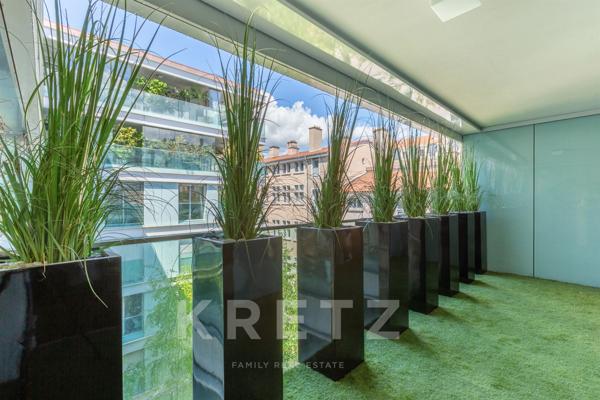 Duplex toit-terrasse d’architecte au cœur de la Presqu’île