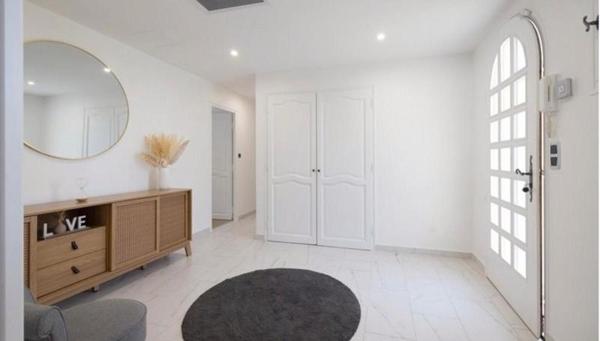 Maison à vendre |  Saint-Jean-d'Illac |  6 pièces | 200 m²
