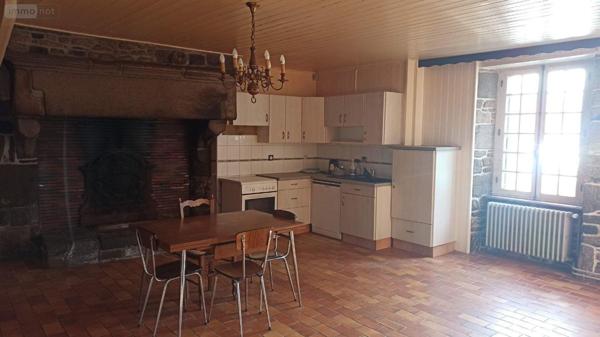 Maison à vendre à Bonnemain en Ille-et-Vilaine (35270), ref : 091-818   
Centre ville