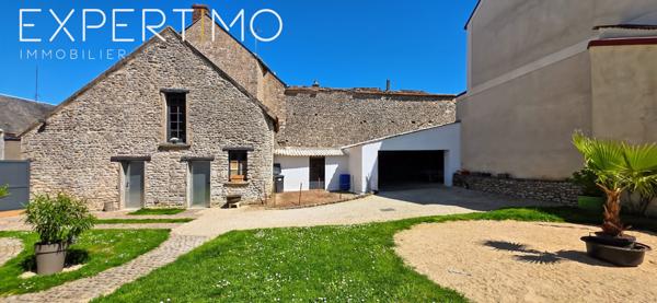 Angerville (91670) Maison de caractère en pierres – volumes généreux et prestations soignées