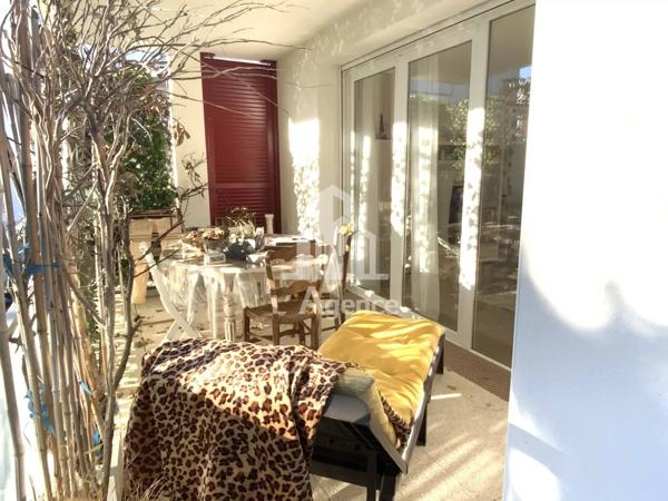 ROYAN - BEL APPARTEMENT TYPE 4 PRES DU CENTRE