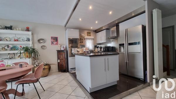 Maison à vendre 5 pièces 130 m² Nîmes-Saint-Césaire