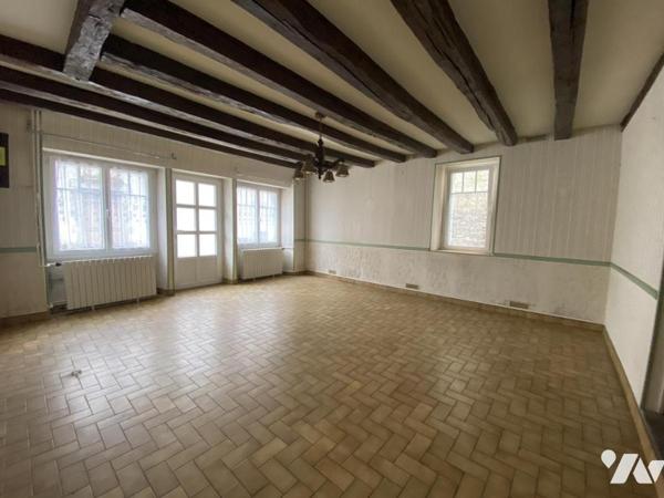 A VENDRE - MAISON A RENOVER - SAINT OUËN DES TOITS 