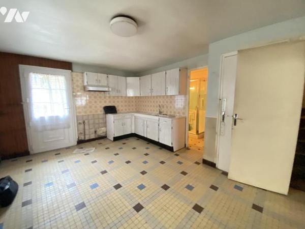 A VENDRE - MAISON A RENOVER - SAINT OUËN DES TOITS 
