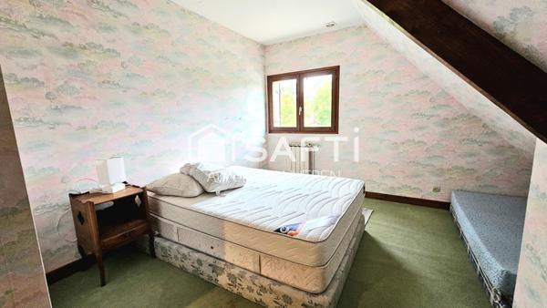 GRANDE MAISON FAMILIALE 5 CHAMBRES ET PISCINE CHAUFFEE