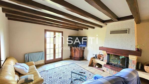 GRANDE MAISON FAMILIALE 5 CHAMBRES ET PISCINE CHAUFFEE