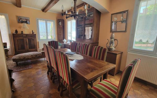 Maison à vendre    7 pièces • 166,10 m2 Laragne-Montéglin