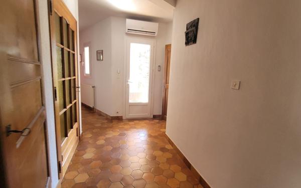 Maison à vendre    7 pièces • 166,10 m2 Laragne-Montéglin