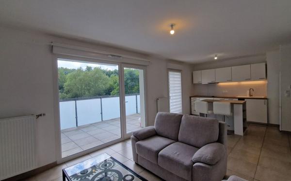 Appartement à louer    3 pièces •  Saint-Julien-en-Genevois