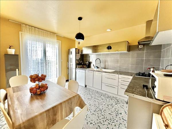 Maison à vendre |  Brive-la-Gaillarde |  6 pièces | 152 m²