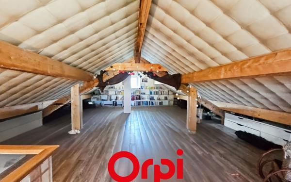 Appartement à vendre    5 pièces • 206 m2 Marseille 12