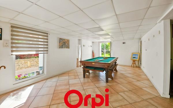 Appartement à vendre    5 pièces • 206 m2 Marseille 12