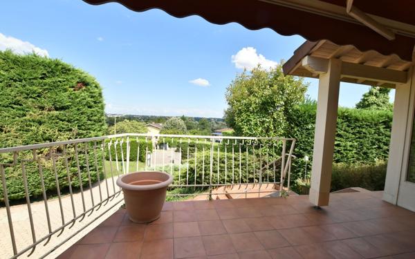 Maison à vendre    6 pièces •  Francheville