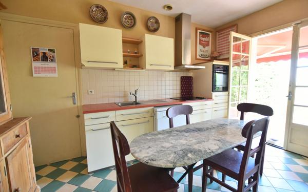 Maison à vendre    6 pièces •  Francheville