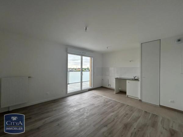 Appartement à louer 2 pièces 43.99m² Le Coudray (28630)