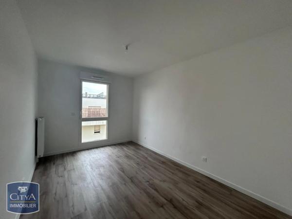 Appartement à louer 2 pièces 43.99m² Le Coudray (28630)