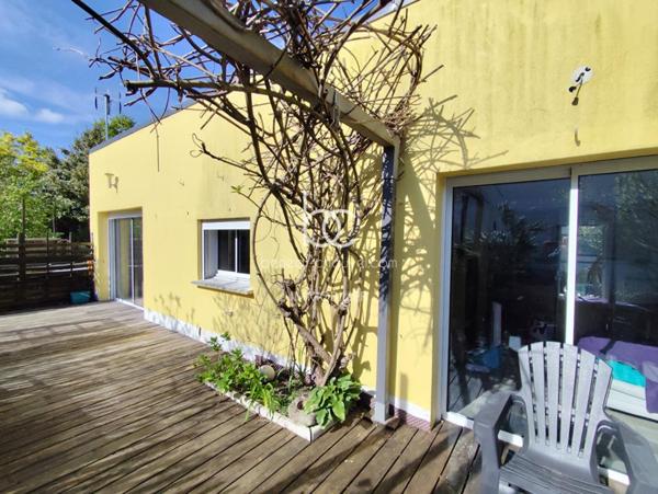 SURZUR Maison 2 pièces 49 m²