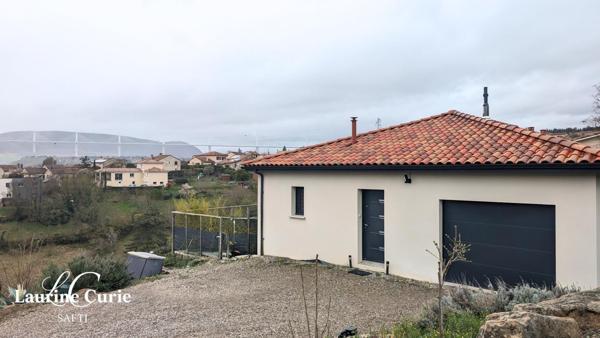 Maison T5 185m² avec garage et piscine