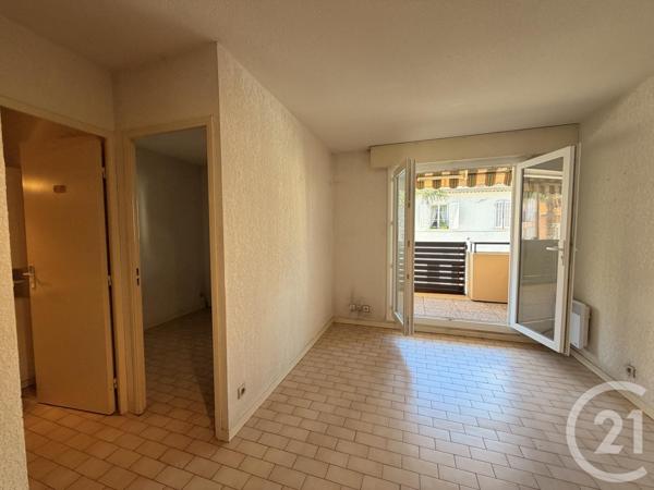 Appartement F2 à vendre  2 pièces - 27 m2 STE MAXIME - 83