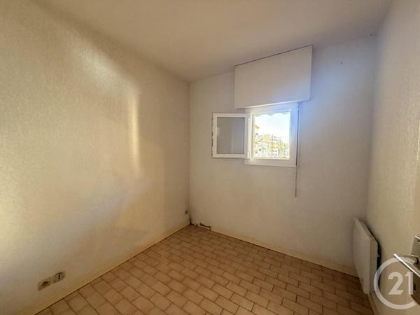 Appartement F2 à vendre  2 pièces - 27 m2 STE MAXIME - 83