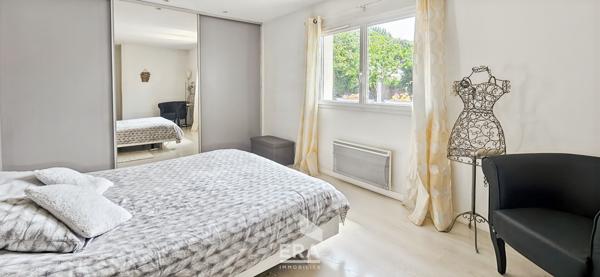EYSINES 33320 - Maison familiale 200m²  sur 850 m² de parcelle - Calme - Garage, Jardin