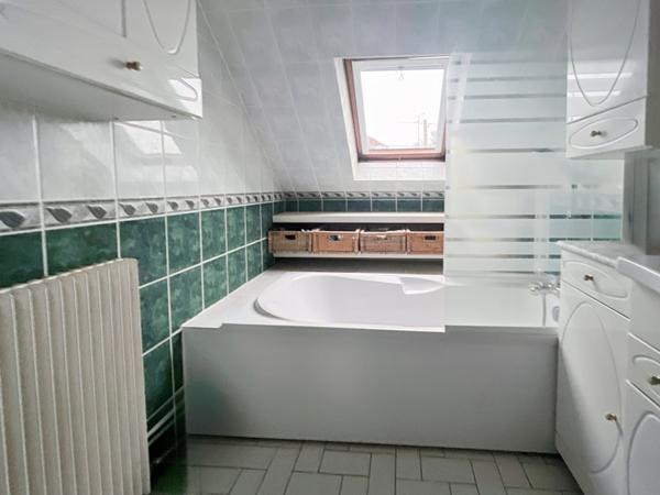 Maison 6 pièces - 110 m² Exclusivité efficity