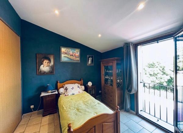 Jolie maison de 142 m² avec piscine et garage