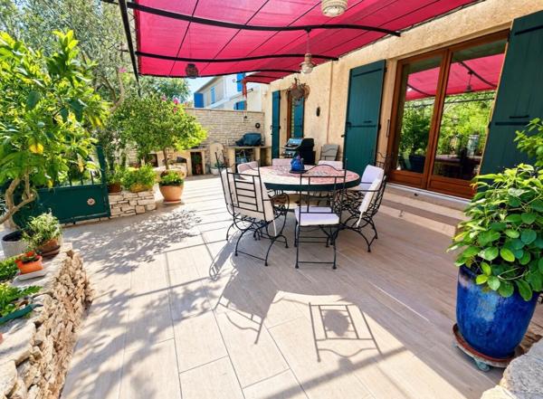 Jolie maison de 142 m² avec piscine et garage