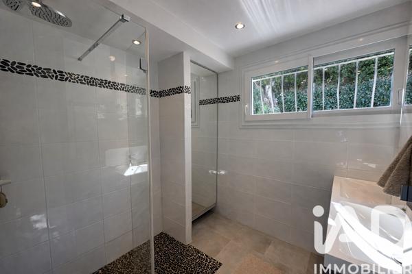 Maison à vendre 5 pièces 150 m² Hyères
