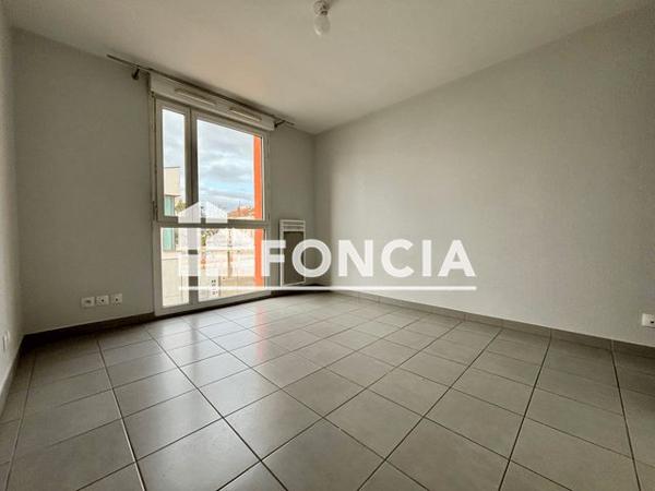 Location Studio 20.73 m² - 5 RUE DES FLEURS Villeurbanne 69100