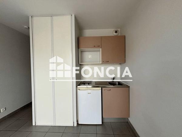 Location Studio 20.73 m² - 5 RUE DES FLEURS Villeurbanne 69100