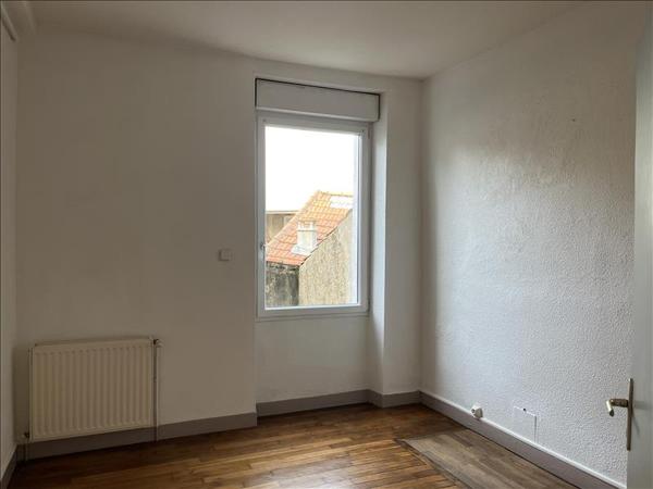 Appartement à louer 465 € CC PERIGUEUX 3 p 53 m² DPE C