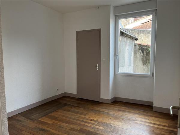 Appartement à louer 465 € CC PERIGUEUX 3 p 53 m² DPE C