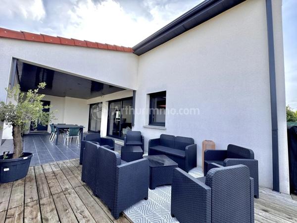 Vente                                                      Maison
                        
                     5 pièces                      134 m2                     à Pont-du-Château
