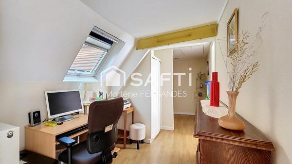 Maison de ville avec cour privative