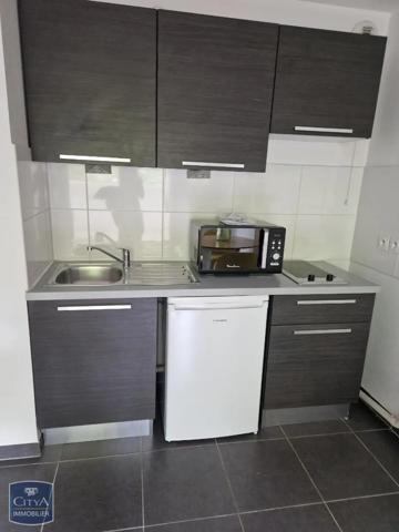Appartement à louer 1 pièce 24.67m² Toulon (83100)