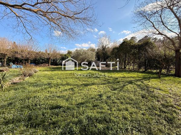 Maison T4 de plain-pied avec garage, terrain plat clôturé de 1500 m² et fort potentiel – Tourves