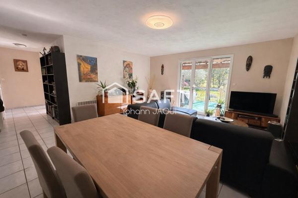 Maison T4 de plain-pied avec garage, terrain plat clôturé de 1500 m² et fort potentiel – Tourves