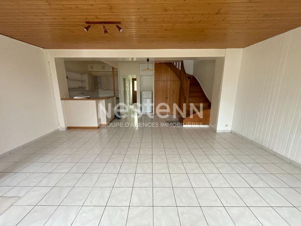 Maison 3 chambres + grand garage - Saint Guyomard