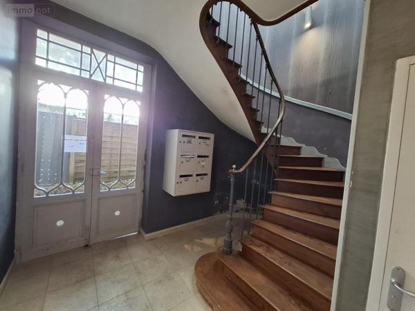 Appartement à vendre à Saintes en Charente-Maritime (17100), ref : 17111-725