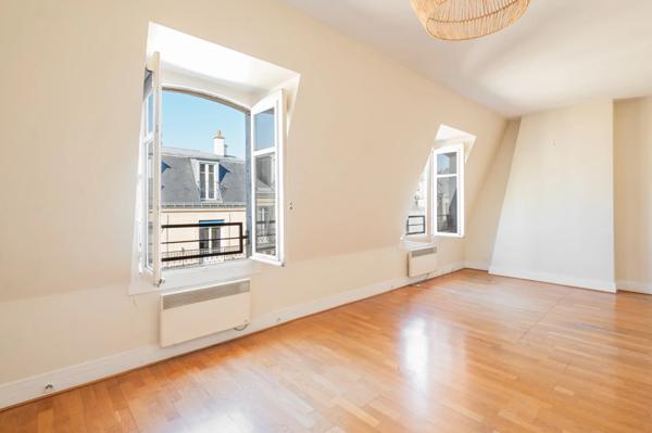 Appartement Paris 16 e - LONGCHAMP / VICTOR HUGO