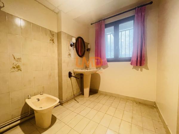 Quartier des Arènes - 165 m² - À rénover