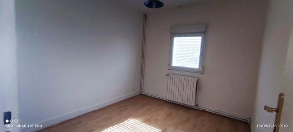 Vente                                                      Maison
                        
                     3 pièces                      70 m2                     à Chambly