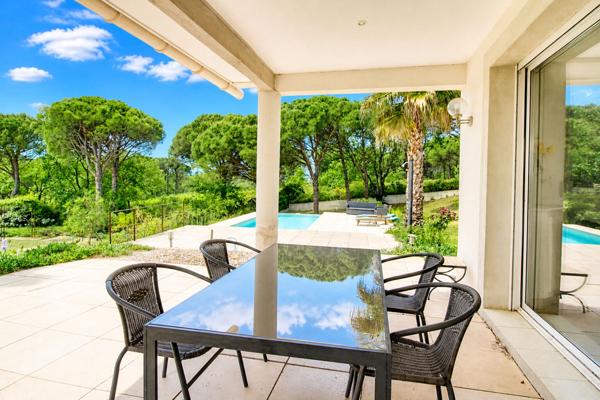 A VENDRE EN EXCLUSITIVE - Maison Vidauban 5 pièces 121 m2 + Studio 36m2 - Piscine- Garage