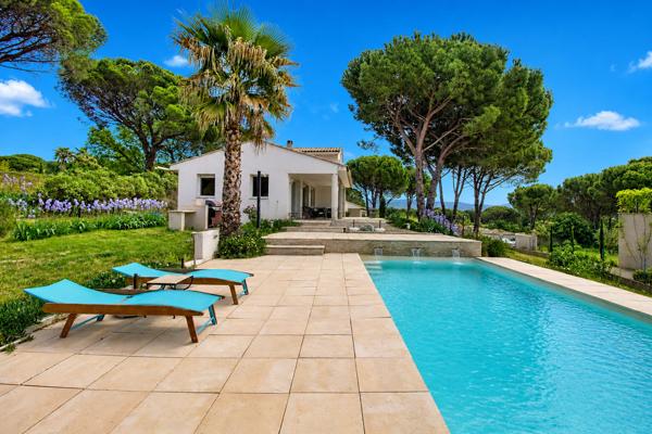 A VENDRE EN EXCLUSITIVE - Maison Vidauban 5 pièces 121 m2 + Studio 36m2 - Piscine- Garage