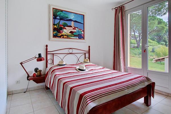 A VENDRE EN EXCLUSITIVE - Maison Vidauban 5 pièces 121 m2 + Studio 36m2 - Piscine- Garage