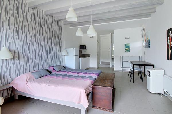 A VENDRE EN EXCLUSITIVE - Maison Vidauban 5 pièces 121 m2 + Studio 36m2 - Piscine- Garage