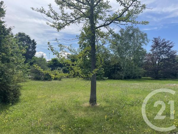 Terrain à vendre  884 m2 CHARBONNIERES LES BAINS - 69