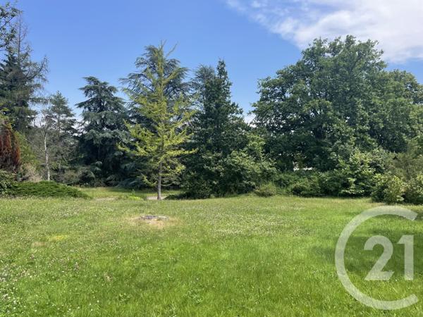 Terrain à vendre  884 m2 CHARBONNIERES LES BAINS - 69