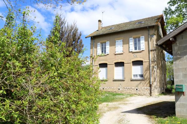 Maison à vendre 167 m² sur 2000 m² de terrain - CUISEAUX (71)